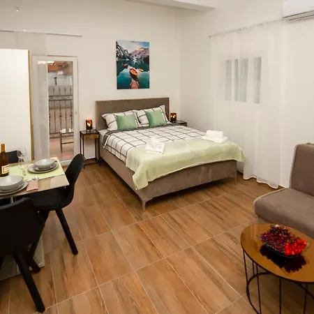 Apartments4you *