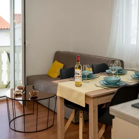 Apartments4you Apartment
