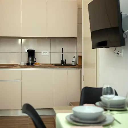 Apartments4you *