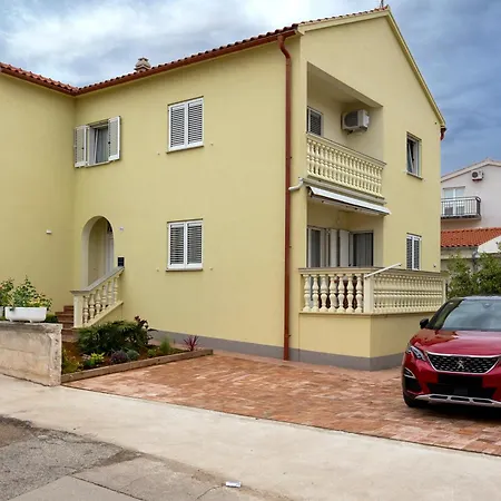 Apartments4you * Vodice