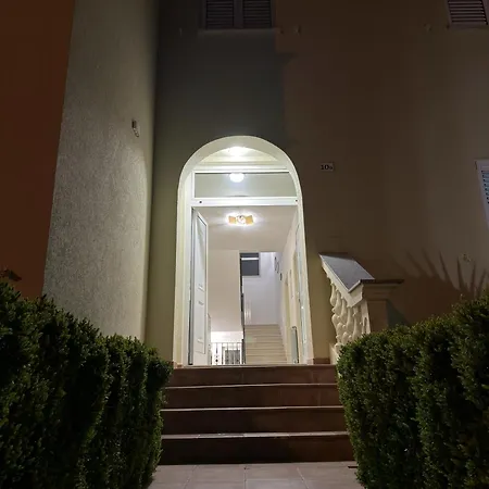 Apartments4you Apartment