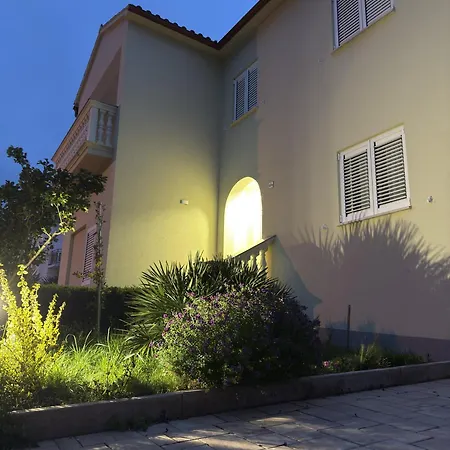 Apartments4you * Vodice