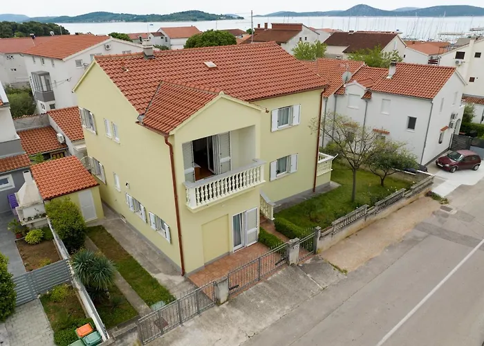 Apartments4you Apartment *