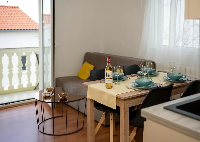 Apartments4you Apartment